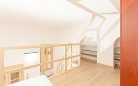 Cream Little Apartment - M1 - City Center